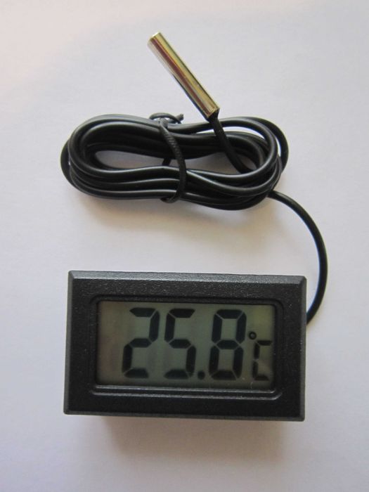 Термометр-гидрометр (температура+ влажность).