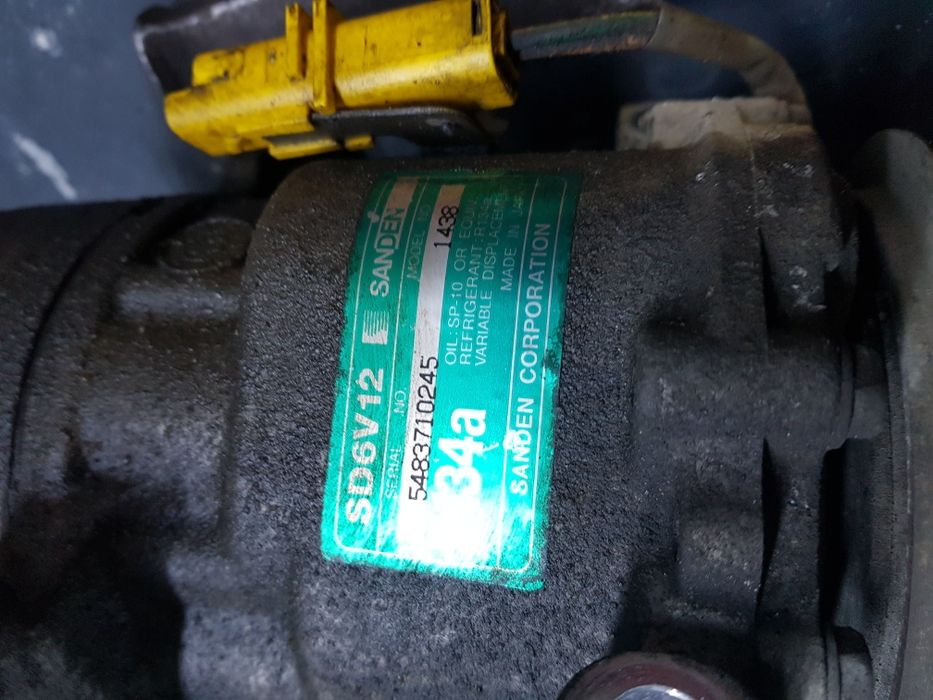 Compresor aer conditionat Peugeot Citroen 1.6 16V
