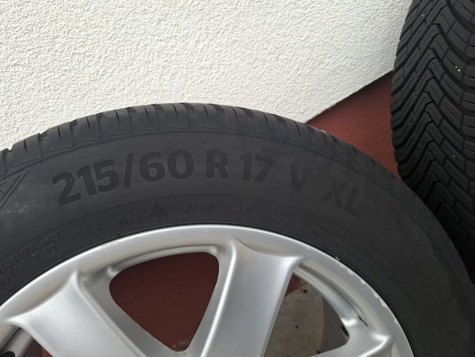 Anvelope Continental allseson Contact noi 215/60/17