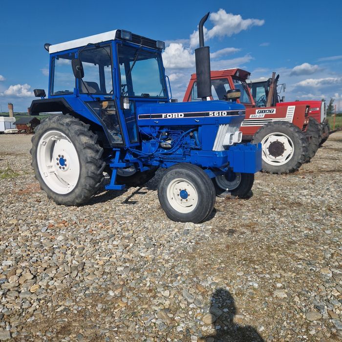 Tractor Ford 5610