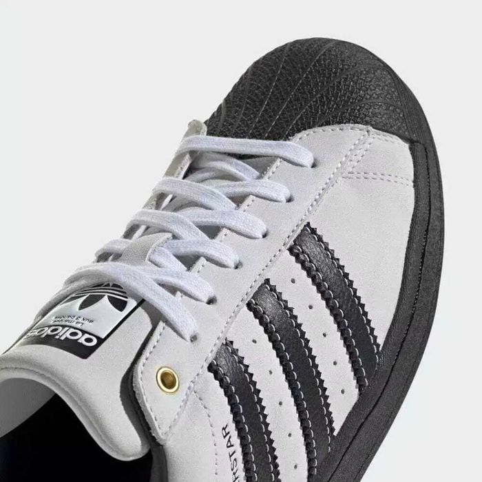 Оригинални  непромукаеми кецове *ADIDAS SUPERSTAR GORE-TEX * EU41 1/3