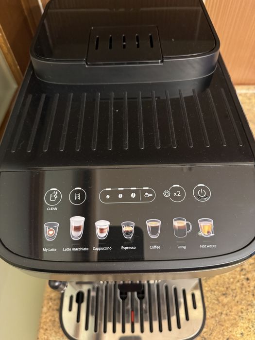 Espressor automat DeLonghi Magnifica Evo