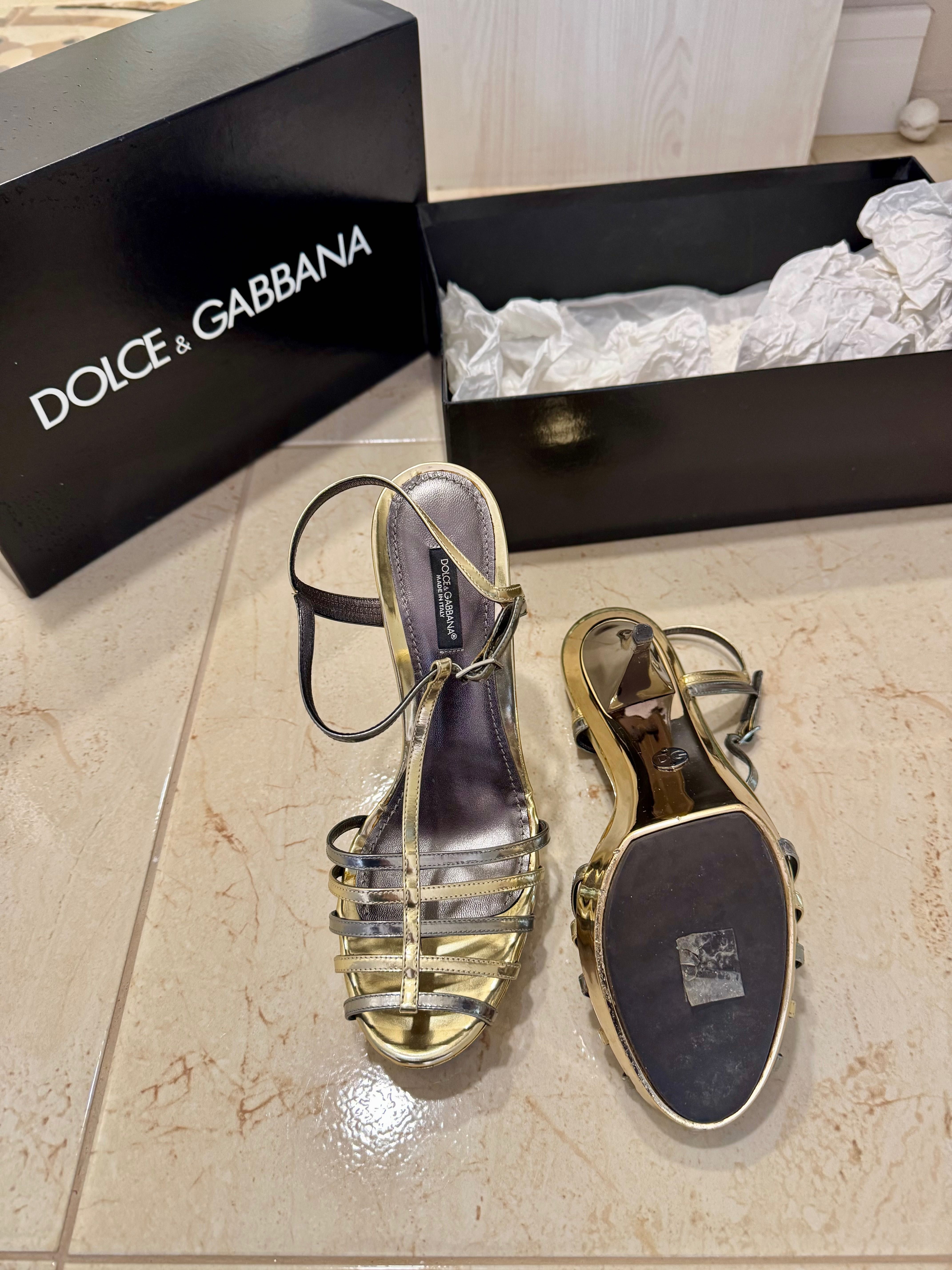 Dolce & Gabbana обувки