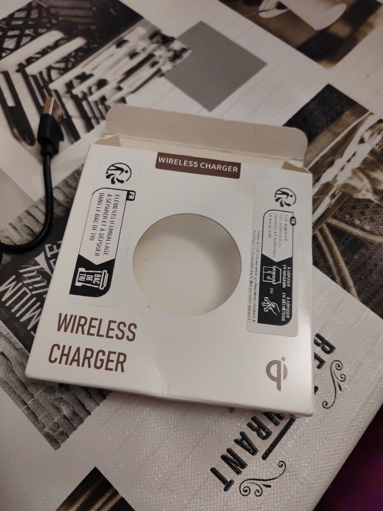 Qi Wireless Charger - 15W