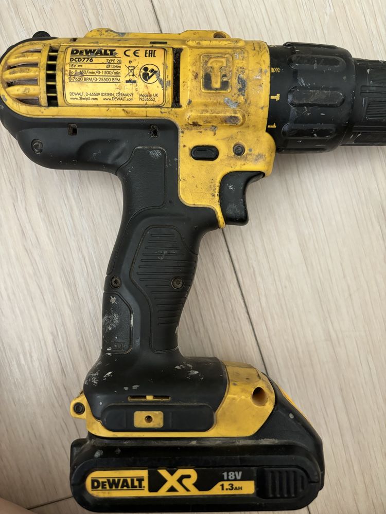 DeWALT винтоверт и дрелка