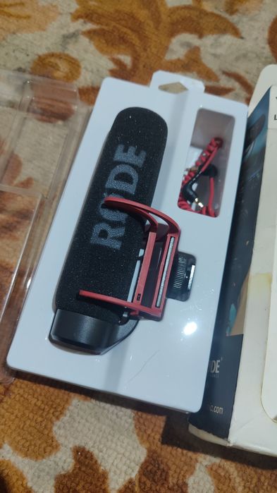 Микрофон Rode VideoMic Go