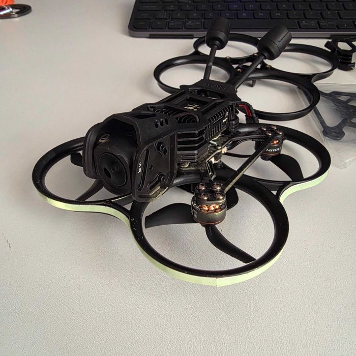 Drona FPV Betafpv Pavo 20 Pro