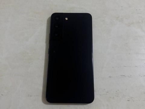 Samsung S 22 8/256 arzon