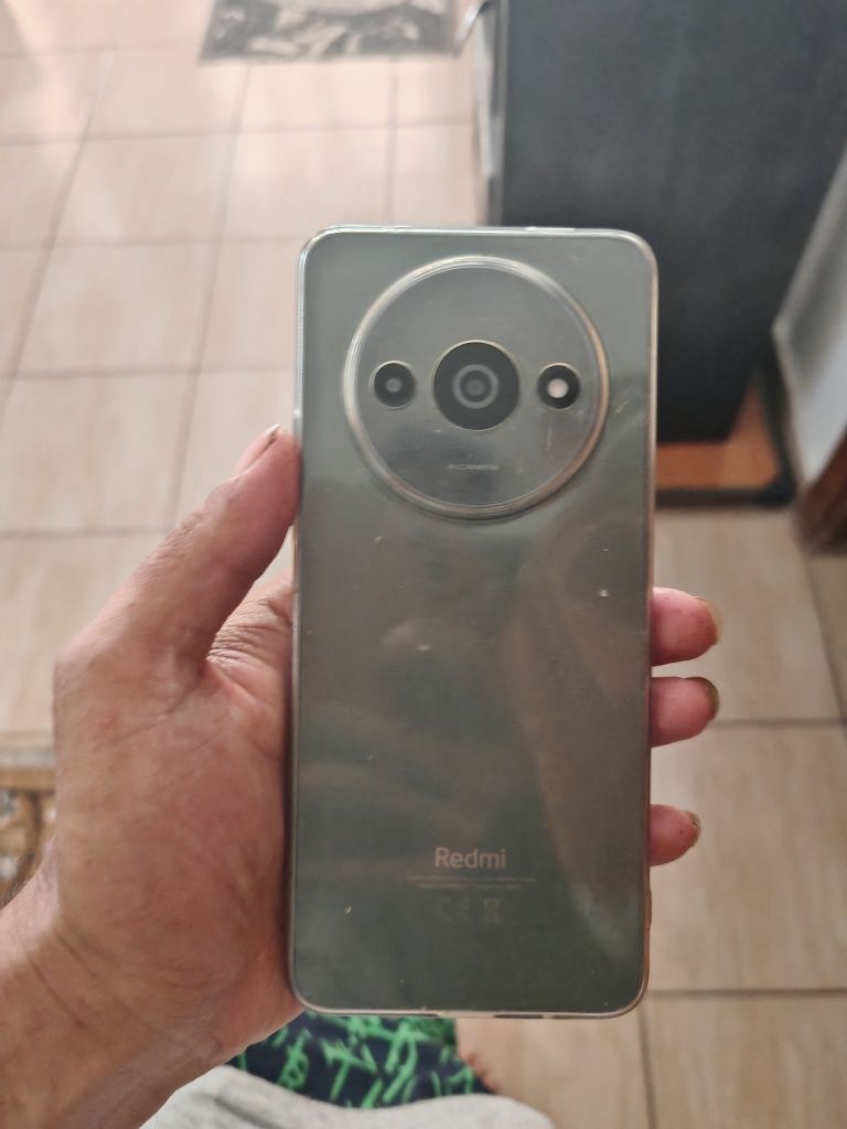 Продавам Xiaomi Redmi A3