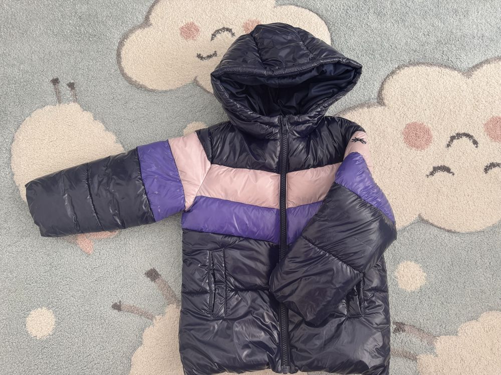 Зимно яке Benetton 3-4години
