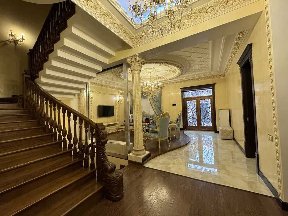 ID 3140 АРЕНДА  Элегантного ДОМА В Максим Горкый.