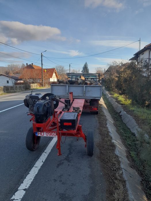 Vind Despicator de Lemne tip Bielă Manivelă