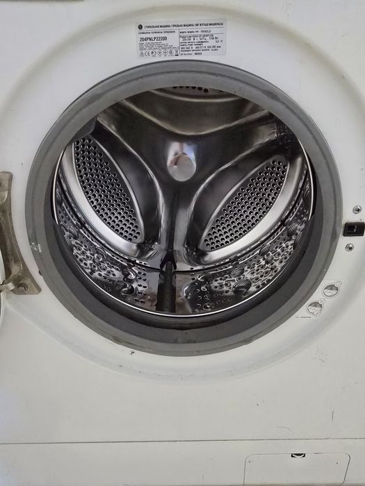 Продам стиральную машину LG