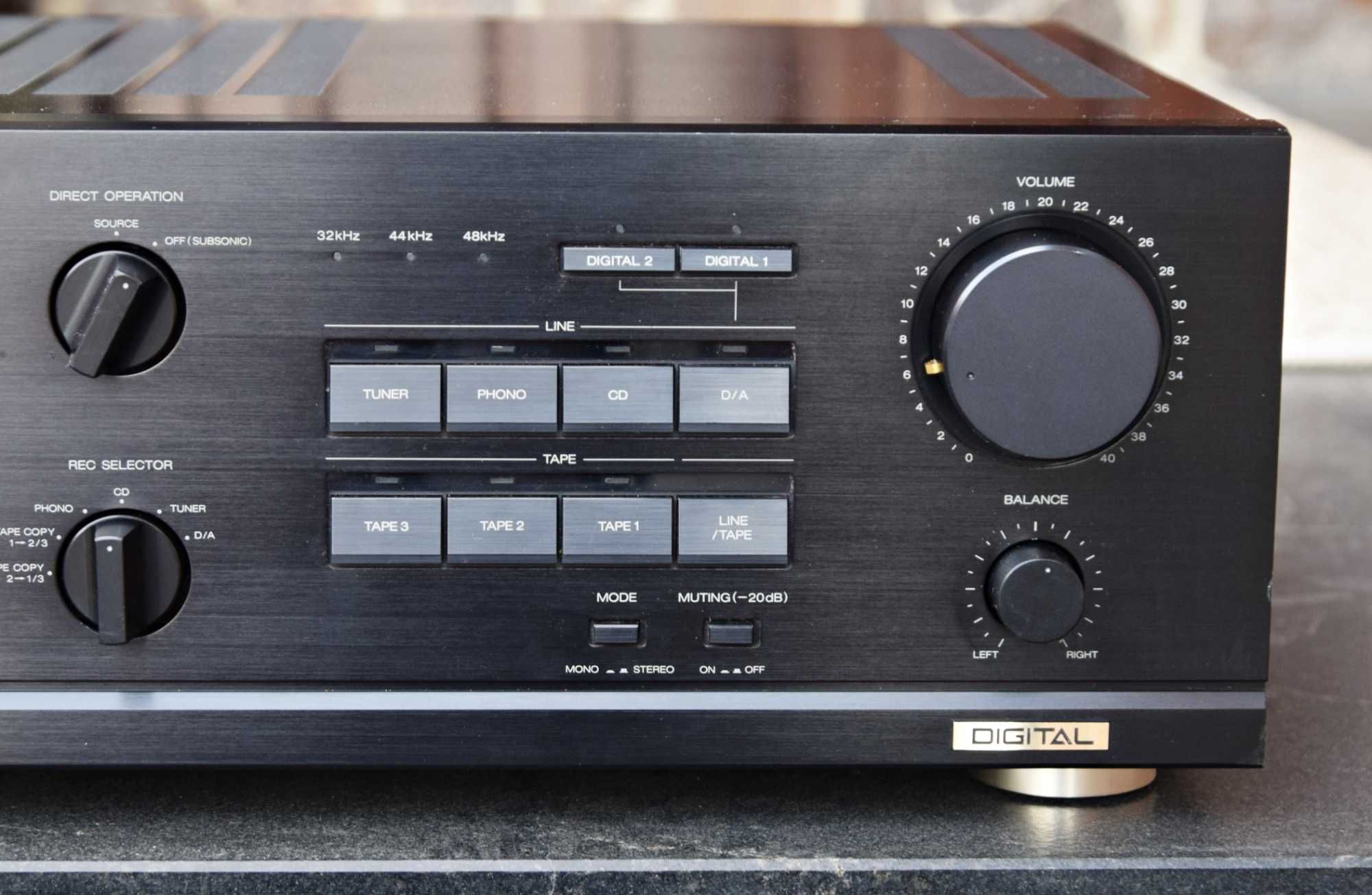 Amplificator Akai AM-55
