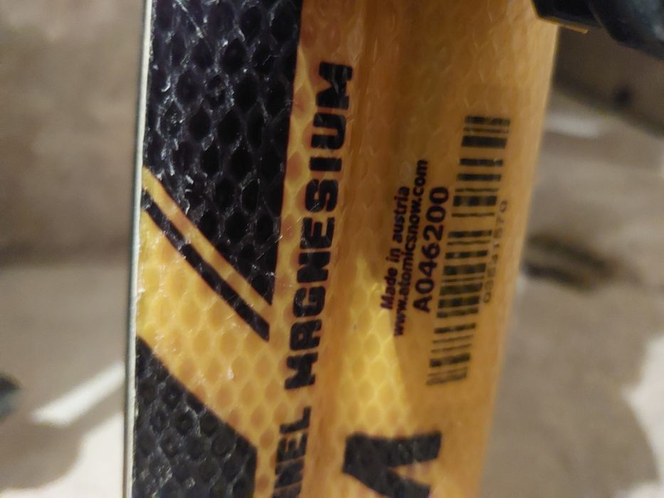 Ски   Atomic Fischer volkl