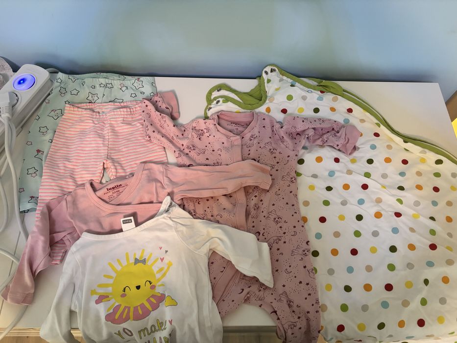 Дрехи за момиче 3-6 68см