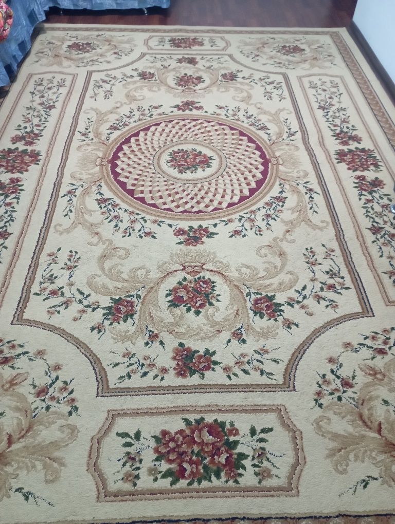 Chiroyli Fartuna Gilam