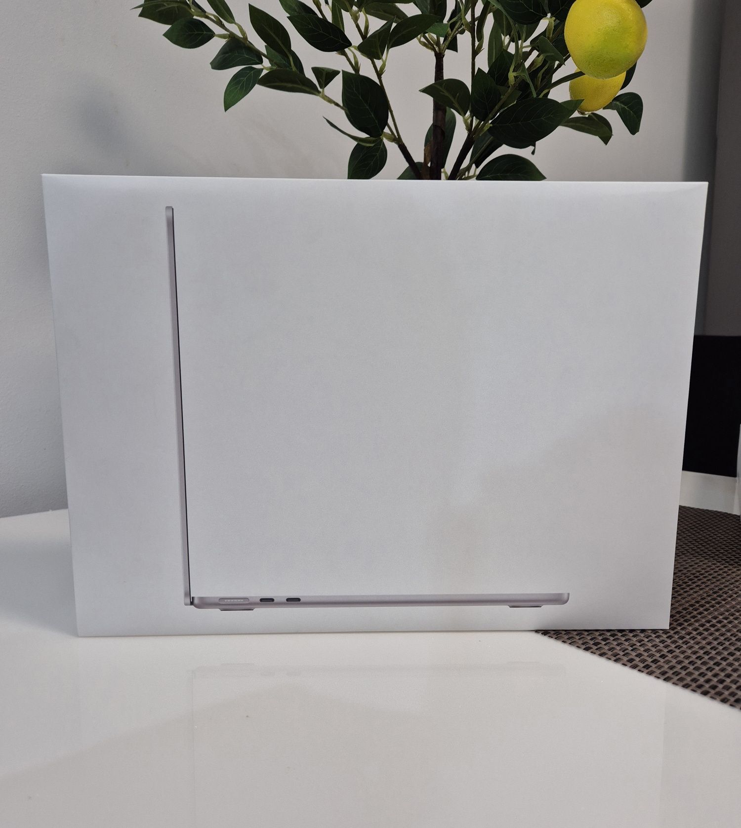 MacBook Air M4 13 inch 512GB. 16GB Sigilat //