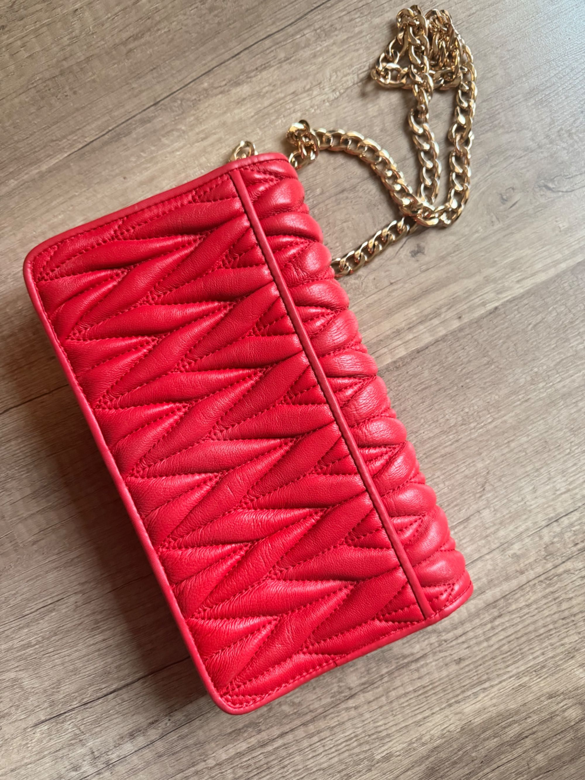 Чанта Miu Miu червена