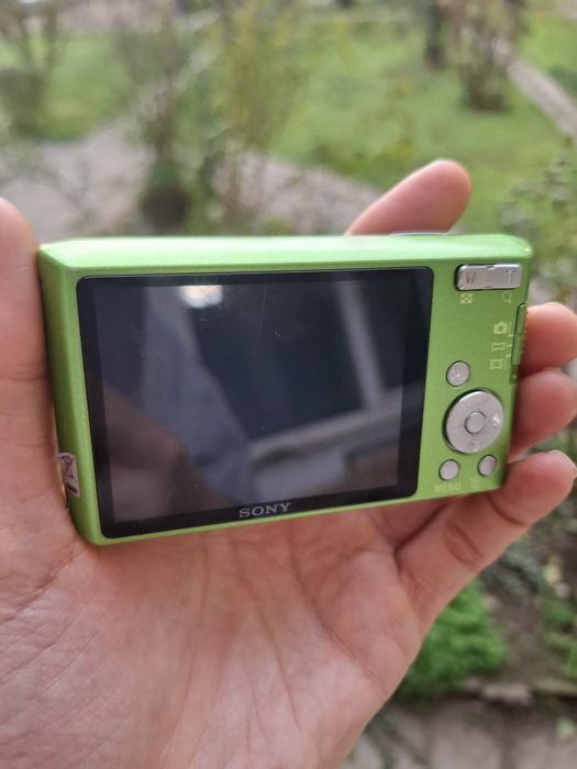 Комплект Компактен дигитален фотоапарат камера SONY Cybershot DSC-W610