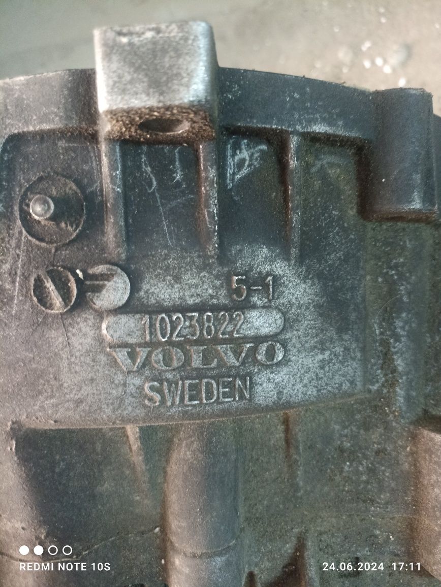 Продавам ръчна скоростна кутия за Волво D5 163 к.с.