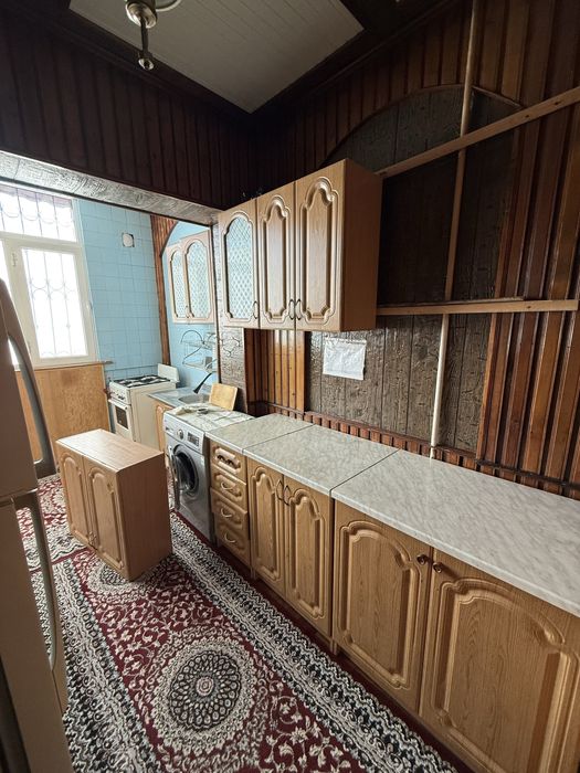 Алокада 5 хонали уй сотилади узимники