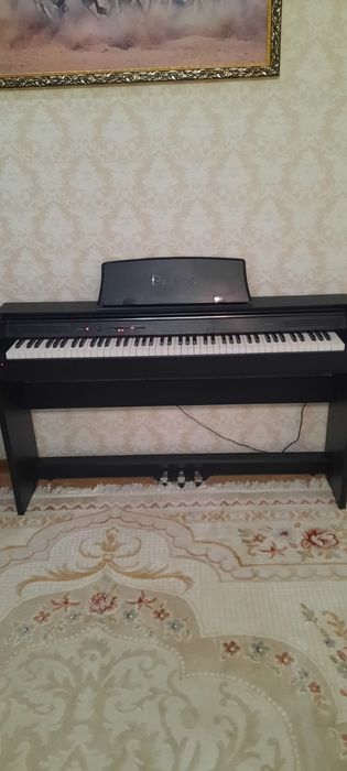 Цифровое пианино Casio px-750