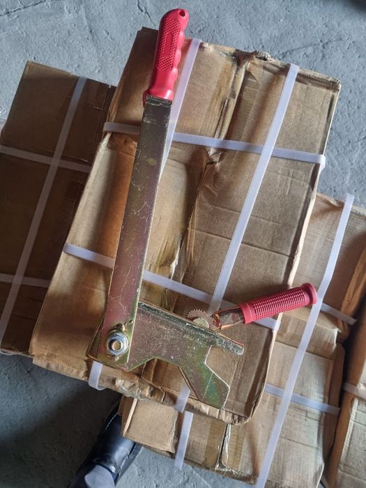 Зажим для опалубка. Хитой оригинал