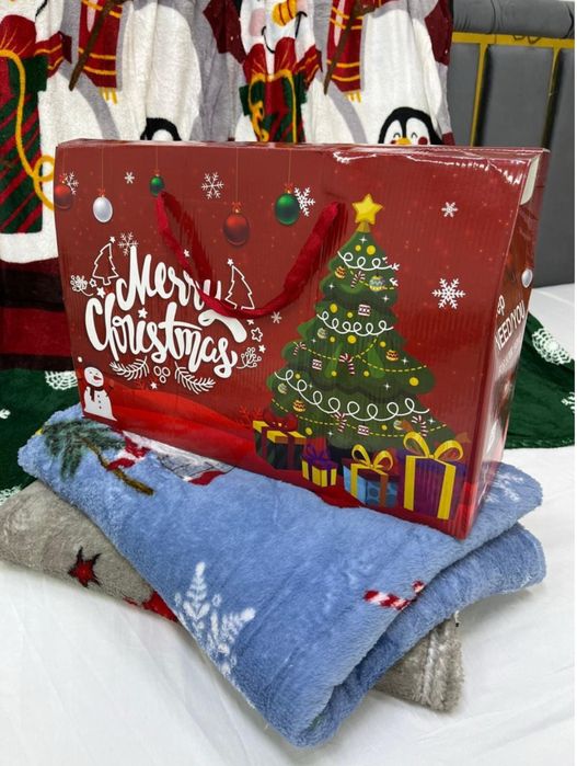 Новогодние пледы + подарочные пакеты