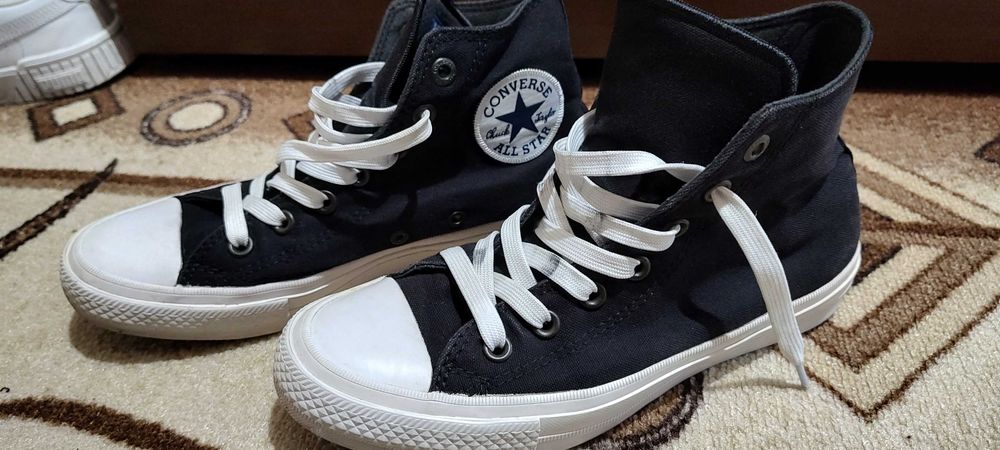 Кецове Converse.    .