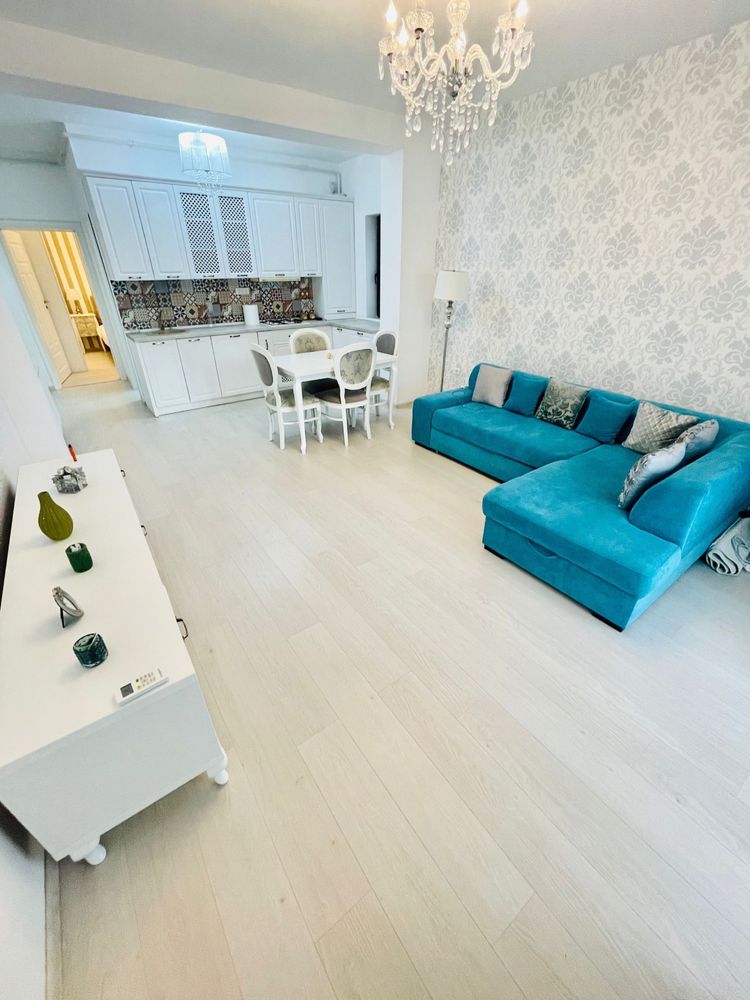 Apartament mamaia nord 2 camere+parcare subterana