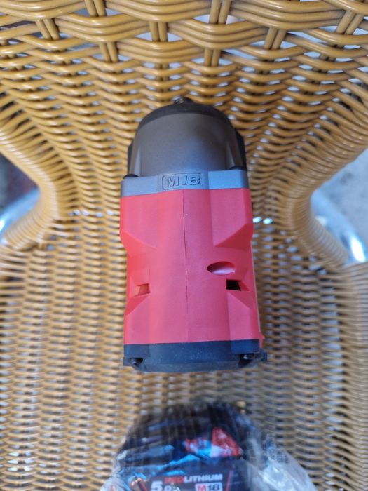 Pistol impact Milwaukee M18 FMTIW2F12 nou 2025