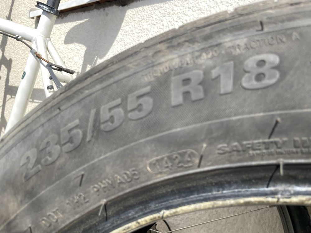 Anvelope vara 235 55 R18