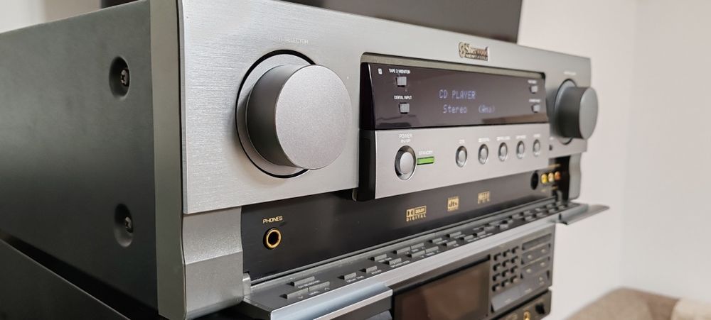 Preamplificator high end Sherwood AVP 9080 RDS