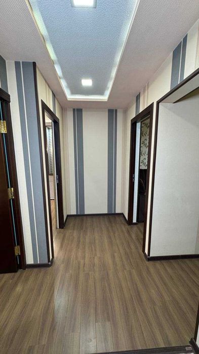 Заканал Лаззат магазини. 2-qavatda 3-xona yevro remont ID: 1384