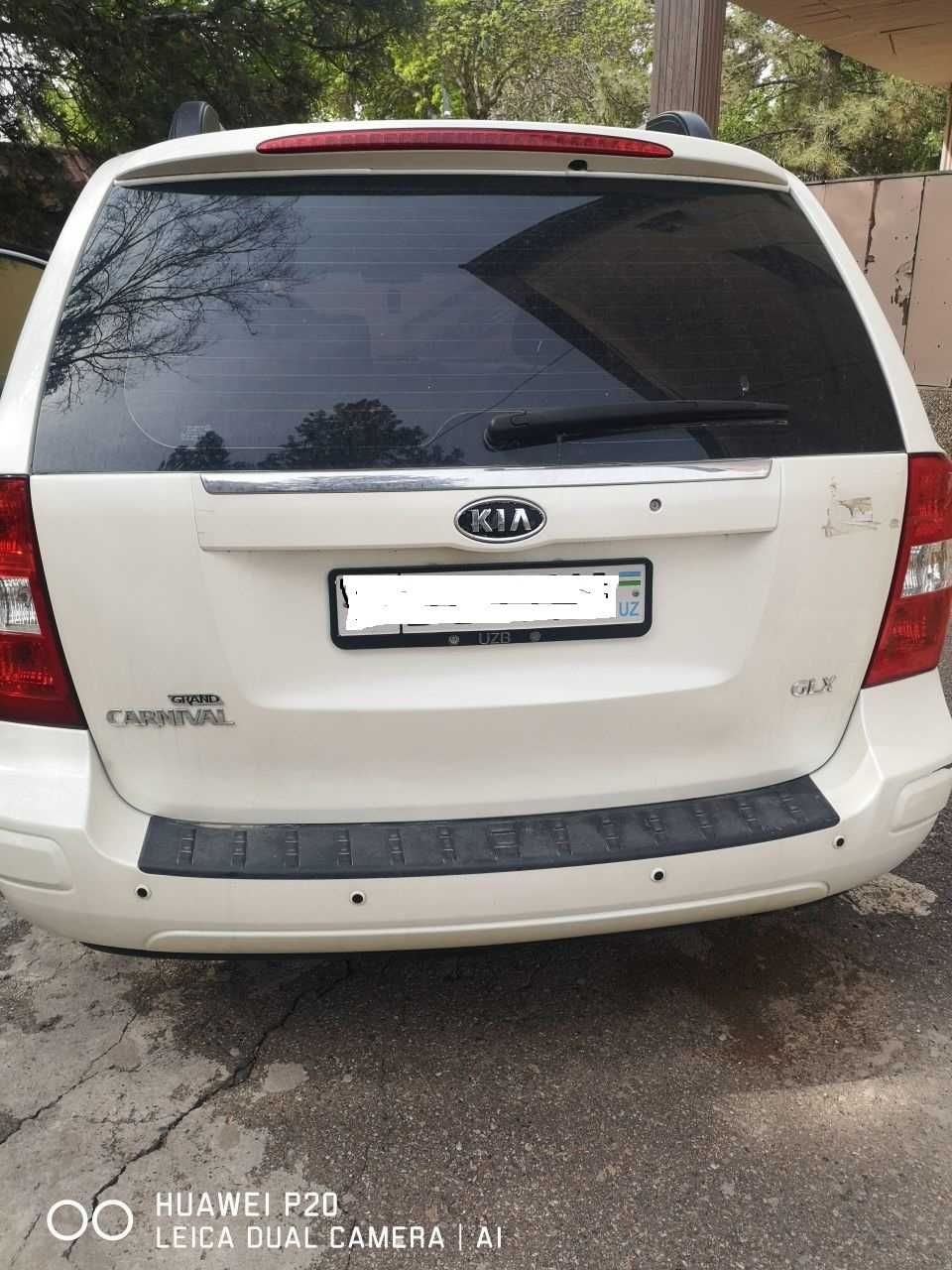 Продается Kia carnival.