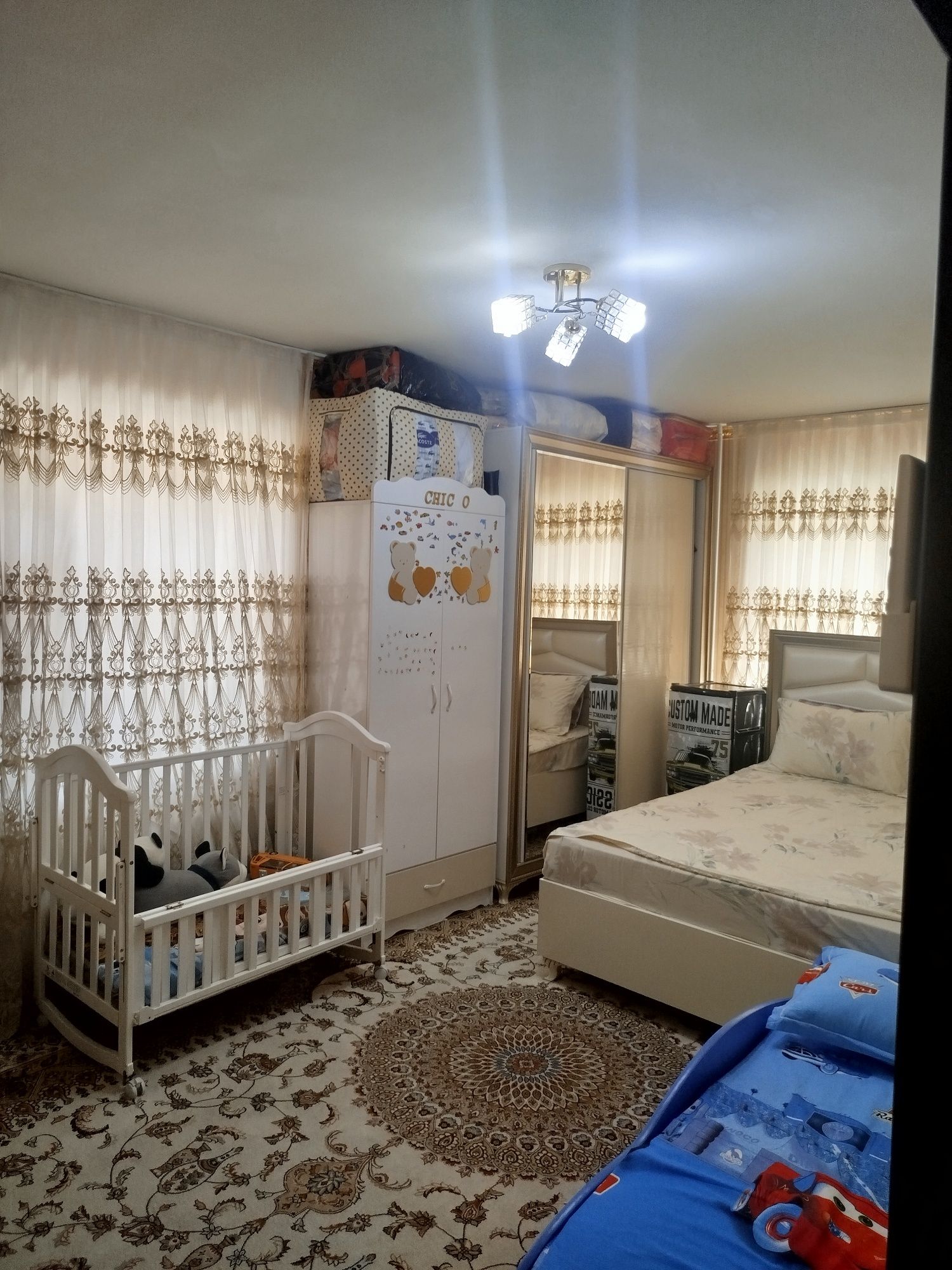 Продам 1 комнатную квартиру 2 етаж 4 етажний кирпичный дом