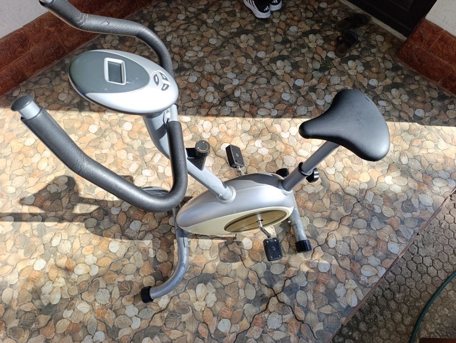 Vând bicicleta medicala .