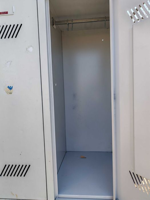 dulap metalic vestiar etajera germania