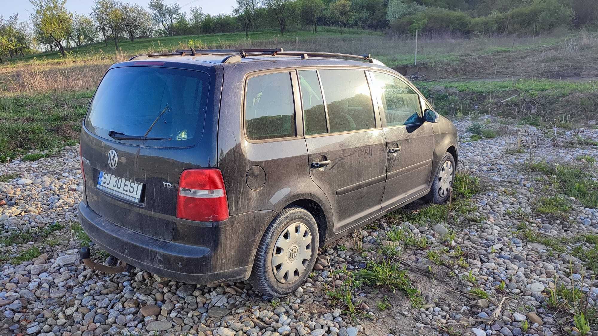 Volkswagen Touran 1.9 TDI 2005 PENTRU DEZMEMBRARI (masina functionala)