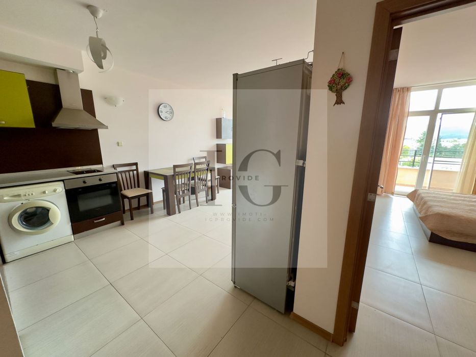 Продава се Двустаен апартамент в к.к. Слънчев бряг - 66 кв.м за 985 €/кв.м - Снимка #3