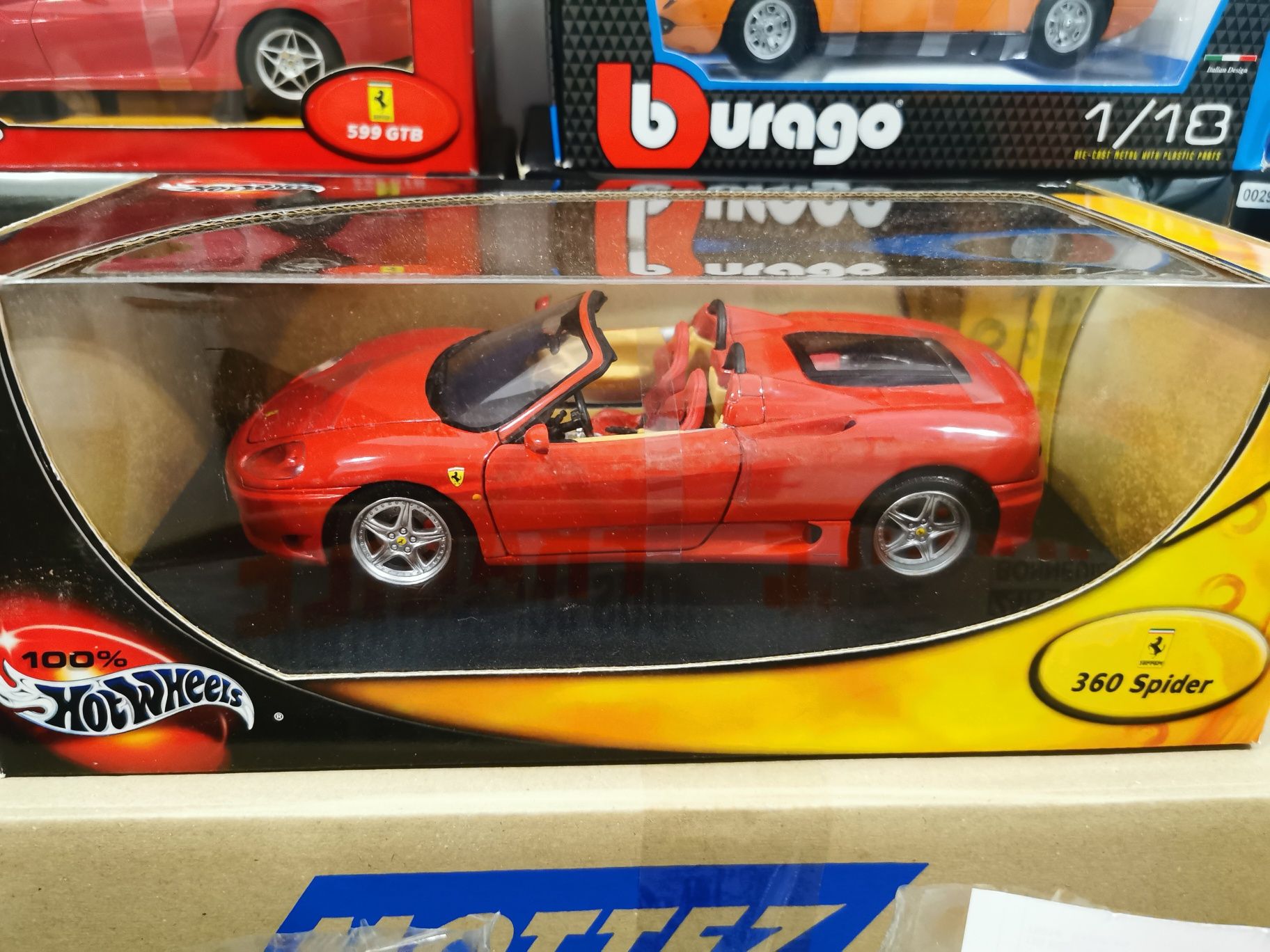 Ferrari 360 Modena Spider 1:18 Hotwheels