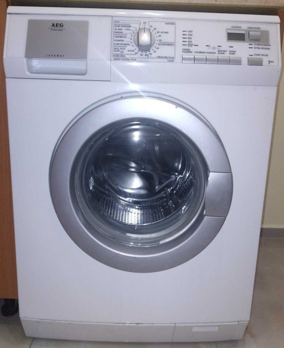 Продавам пералня Electrolux LAVAMAT 76659