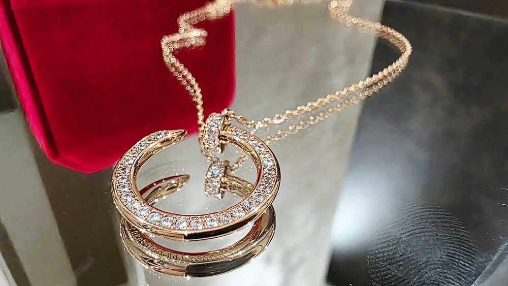 CARTIER Nail Juste un Clou Rose Gold Paved Diamonds Дамско Колие Пирон