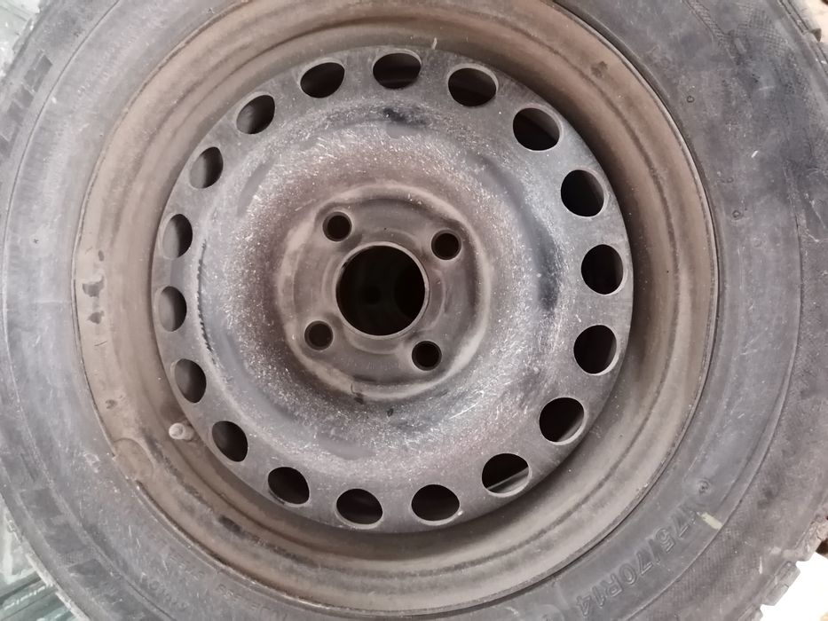 Зимни гуми с джанти опел 175/70/14