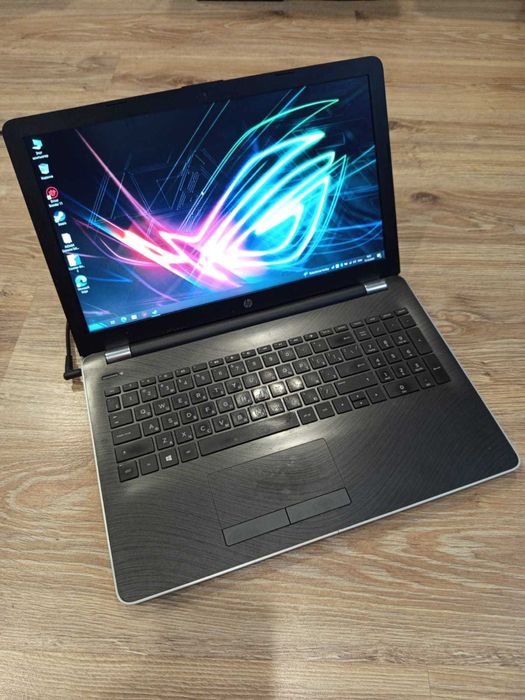 Мощный современный ноутбук HP