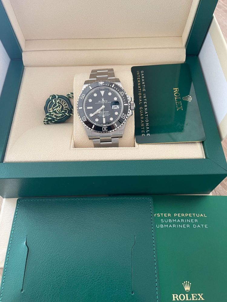 Часовник Rolex Submariner Date Black Dial Ceramic 41 MM