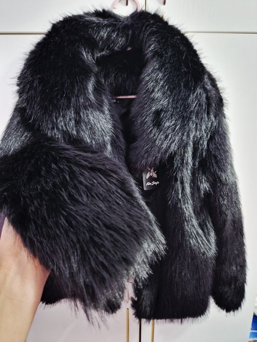 Ново палто с етикет