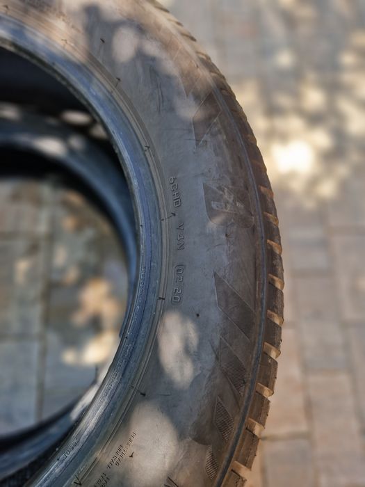 Anvelope iarna 225 60 R 18 Bridgestone