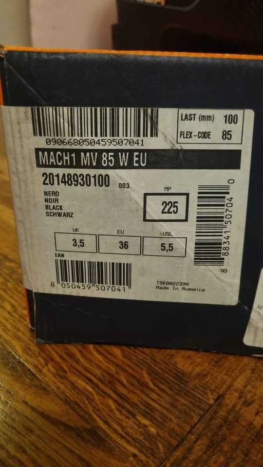 Чисто нови ски обувки Tecnica Mach1 MV 85 W (225)